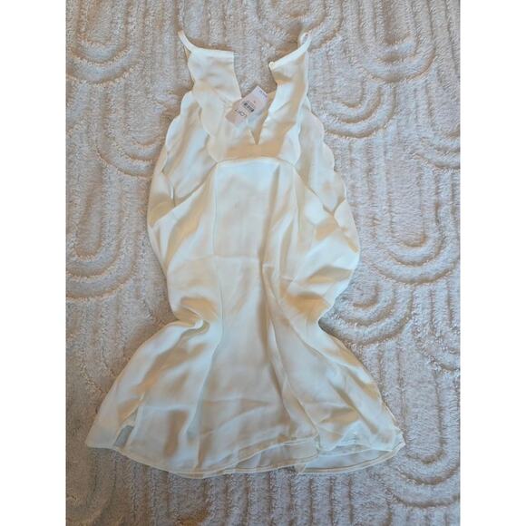 LOFT Ivory Scalloped Cami Tank Top – Size M – NWT - Picture 3 of 4